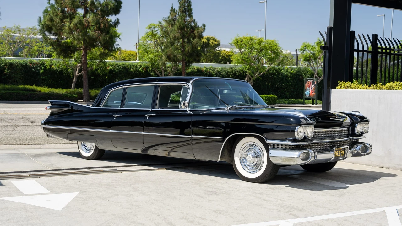 1959 Cadillac Series 70 & 75 - Image 21 of 31