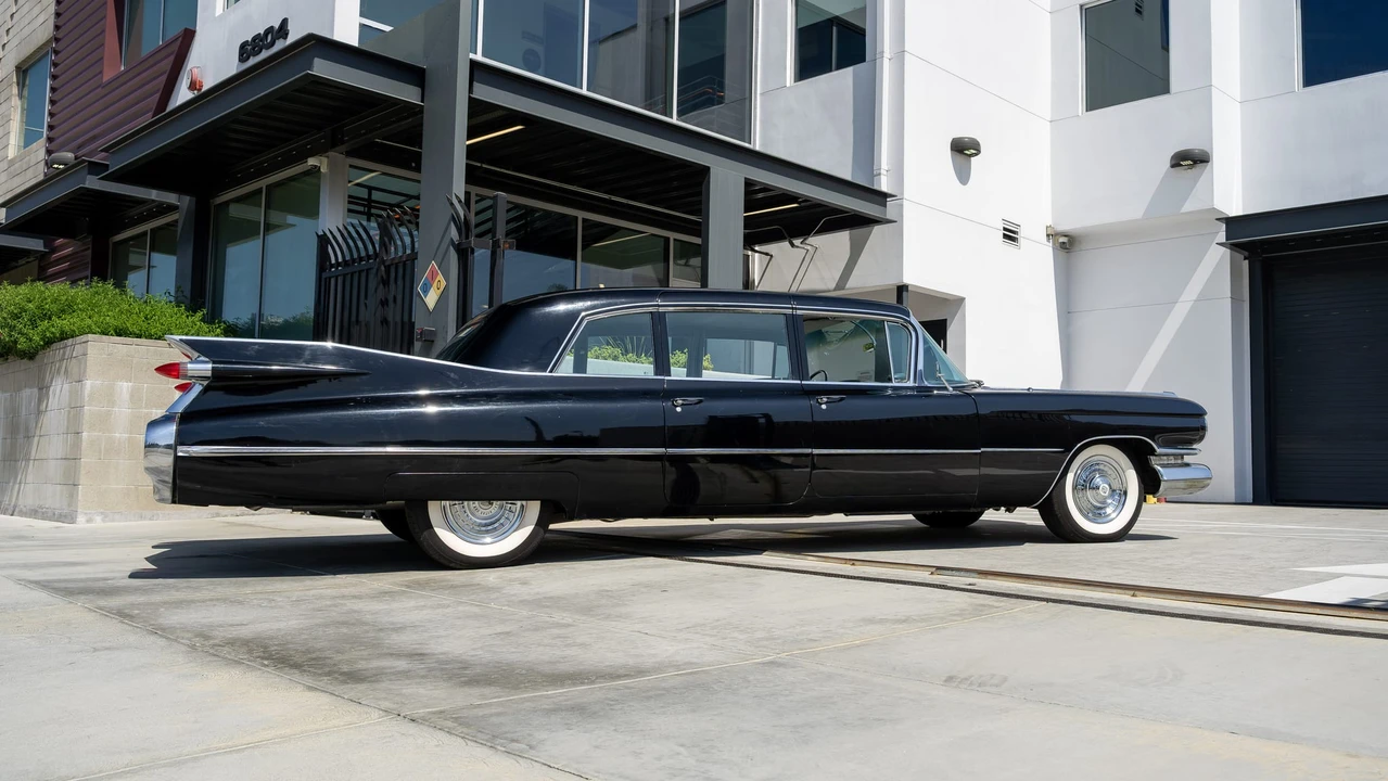 1959 Cadillac Series 70 & 75 - Image 30 of 31