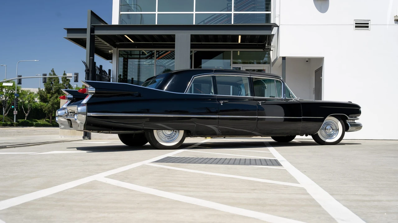 1959 Cadillac Series 70 & 75 - Image 31 of 31
