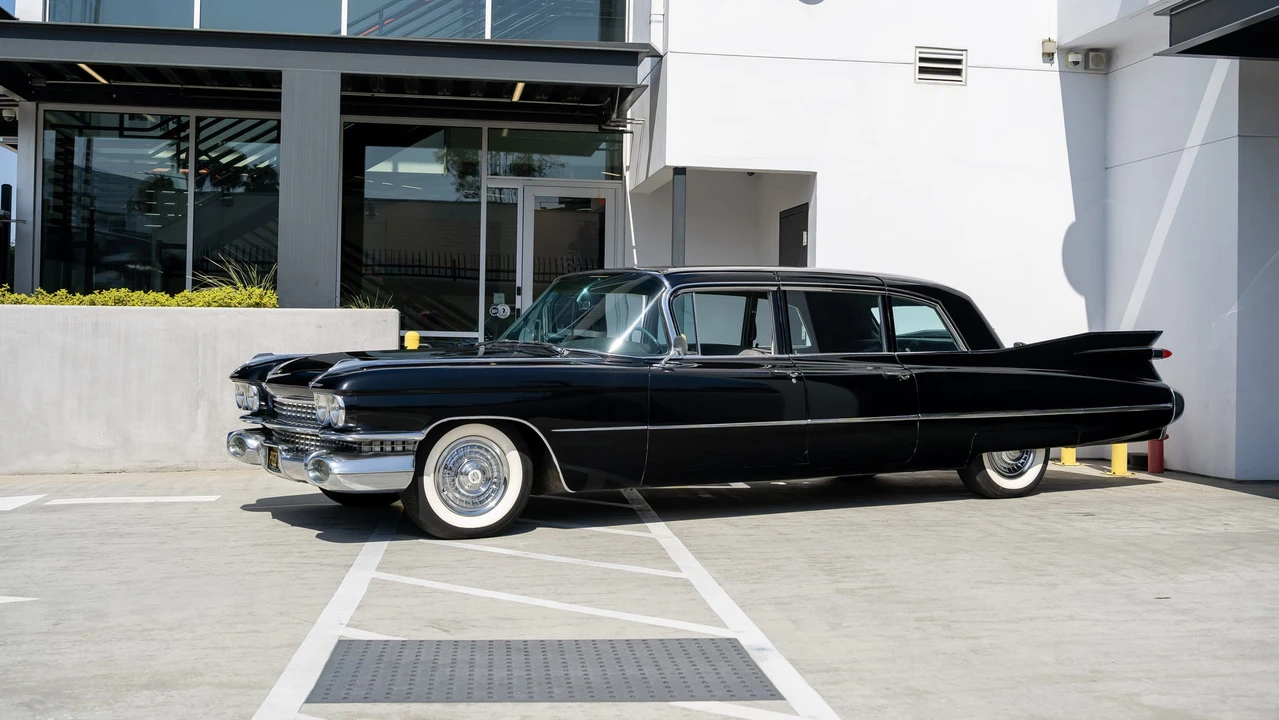 1959 Cadillac Series 70 & 75 - Image 3 of 31