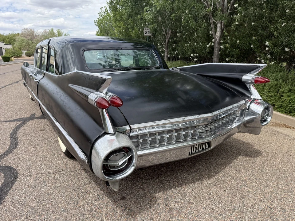 1959 Cadillac Series 70 & 75 - Image 17 of 31