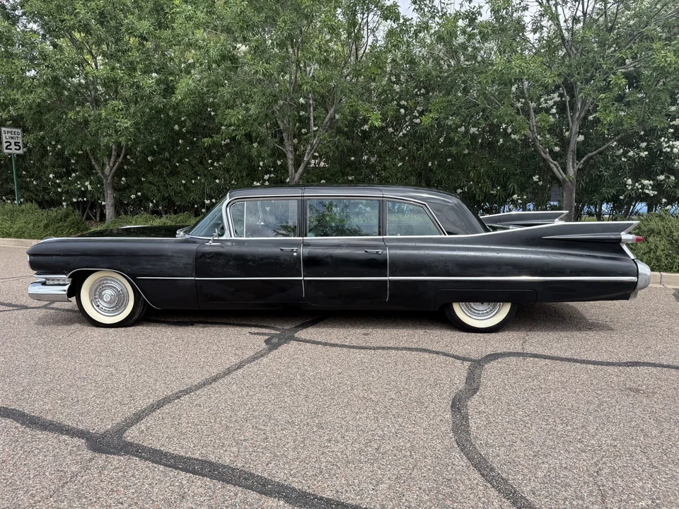 1959 Cadillac Series 70 & 75 - Image 22 of 31