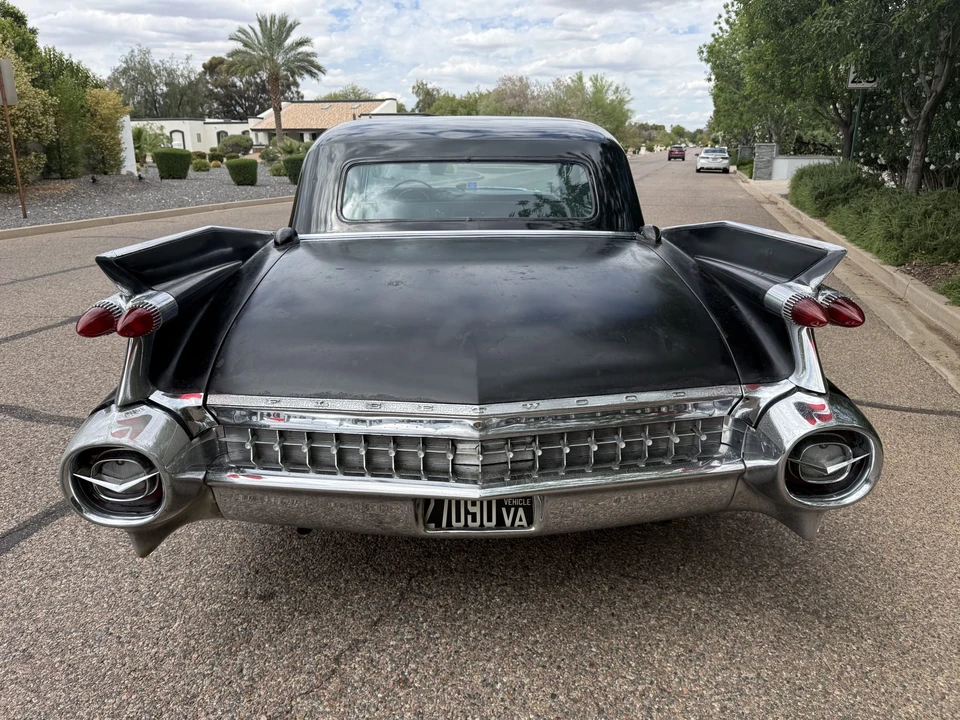 1959 Cadillac Series 70 & 75 - Image 12 of 31