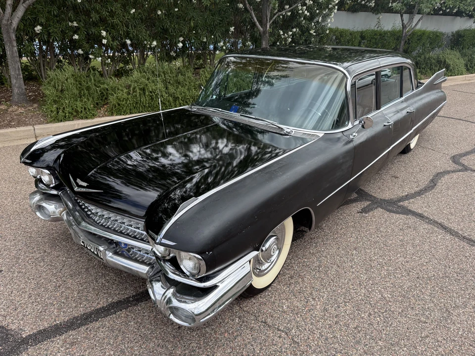 1959 Cadillac Series 70 & 75 - Image 2 of 31