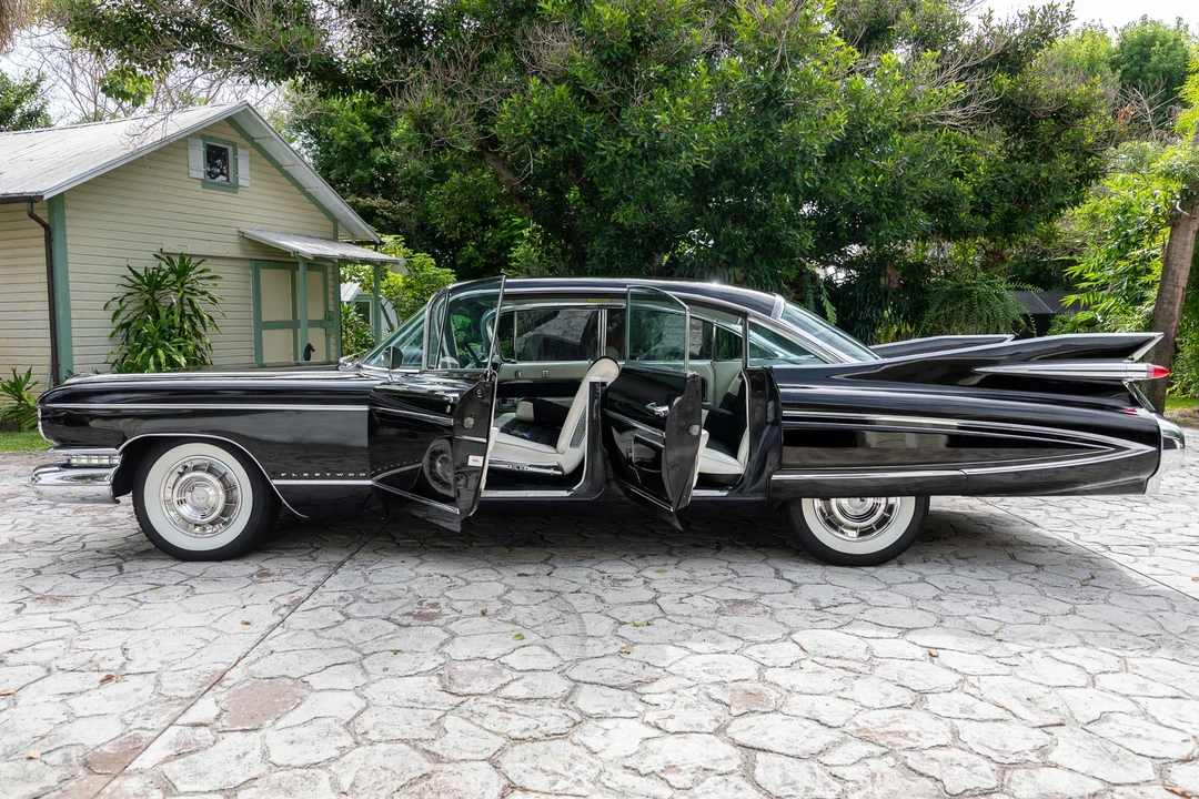 1959 Cadillac Sixty Special - Image 29 of 31
