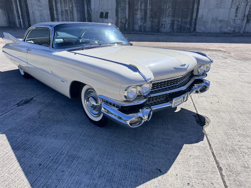 1959 Cadillac Series 62 5th Gen - Image 2 of 31