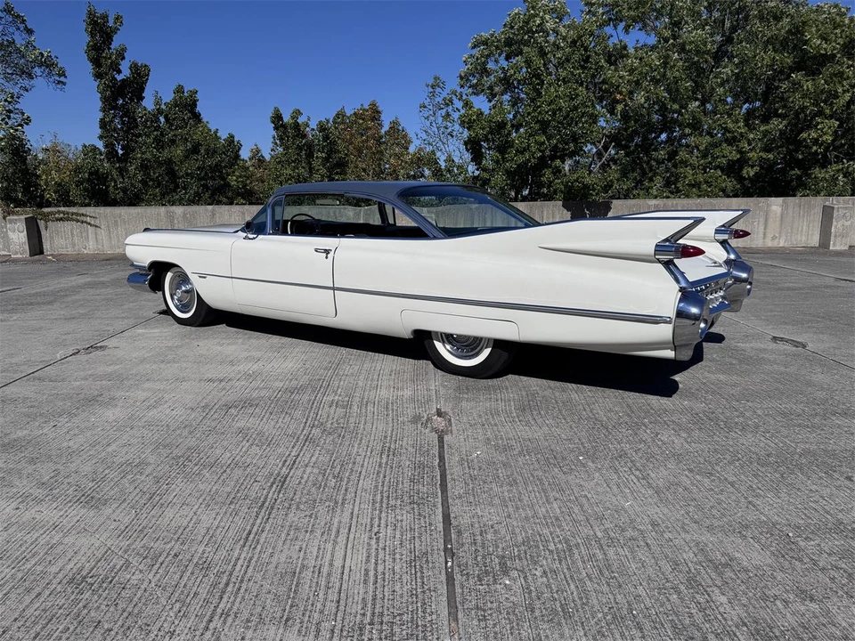 1959 Cadillac Series 62 5th Gen - Image 10 of 31