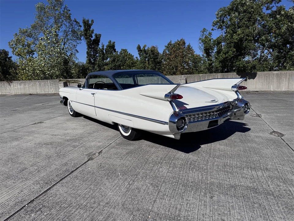 1959 Cadillac Series 62 5th Gen - Image 11 of 31
