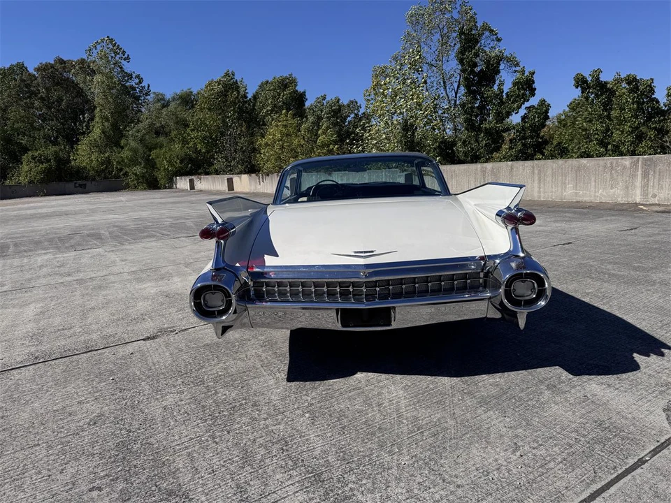 1959 Cadillac Series 62 5th Gen - Image 13 of 31
