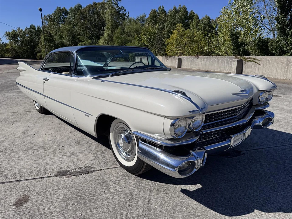 1959 Cadillac Series 62 5th Gen - Image 27 of 31