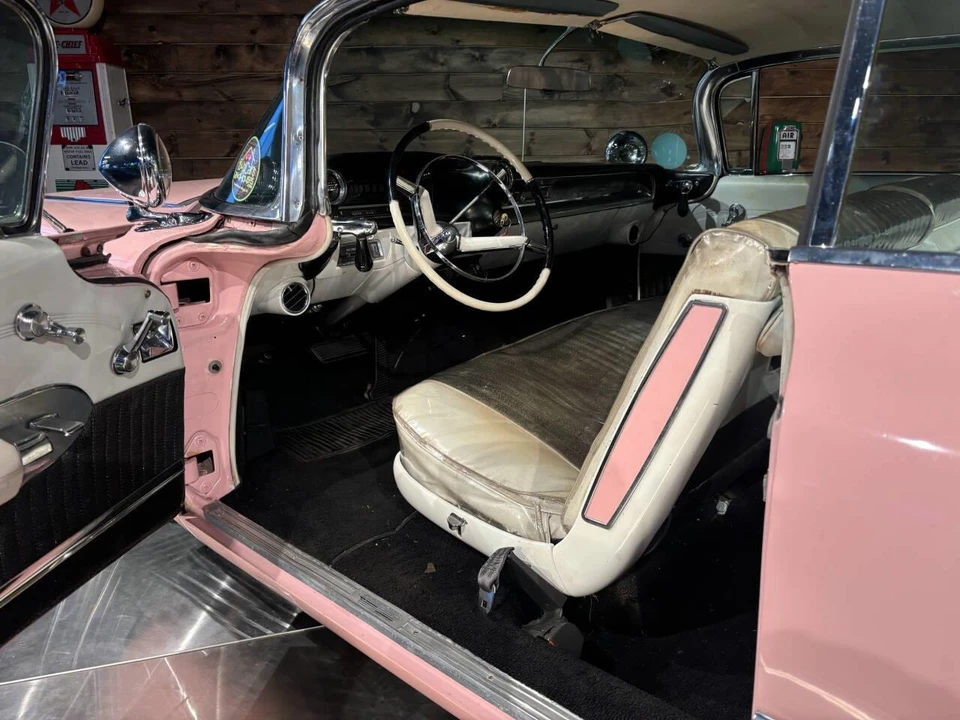1959 Cadillac Series 62 5th Gen - Image 15 of 31