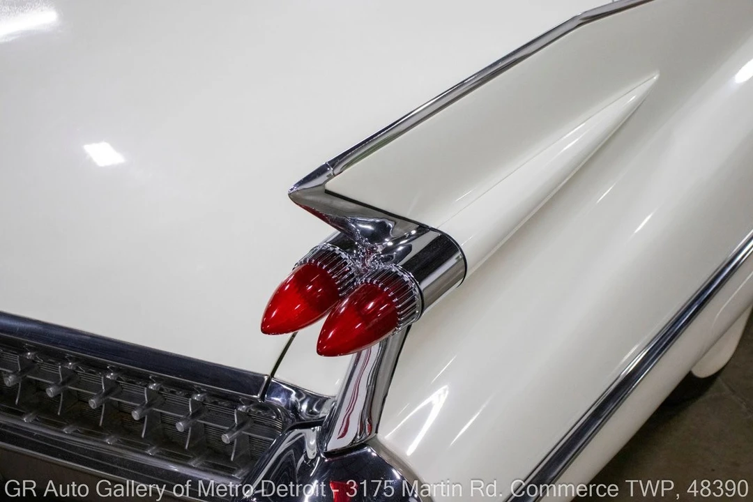 1959 Cadillac Series 62 5th Gen - Image 17 of 31