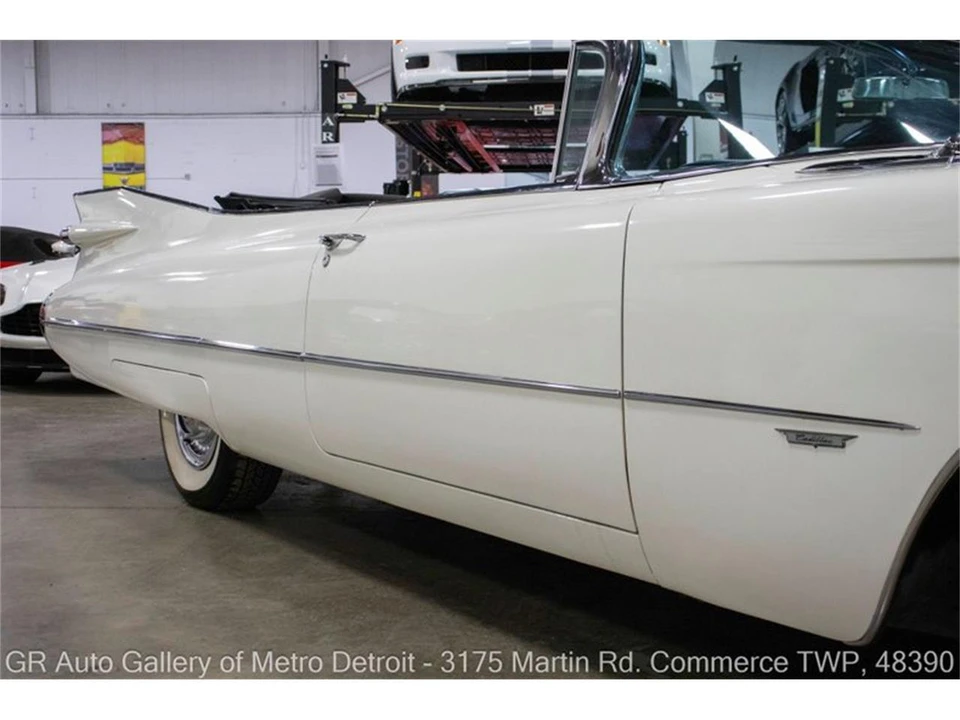 1959 Cadillac Series 62 5th Gen - Image 26 of 31