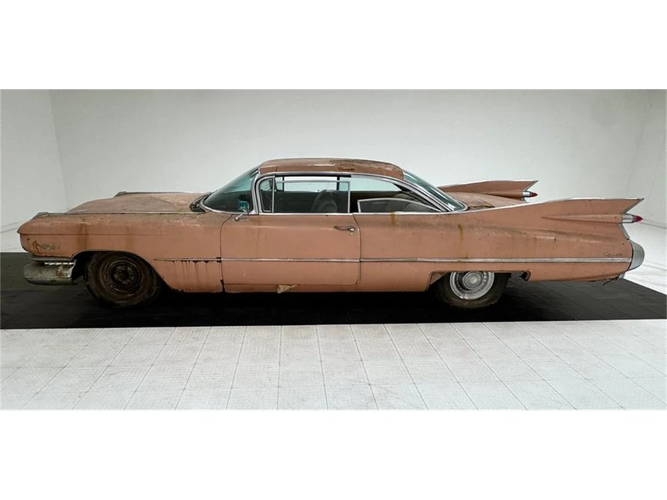 1959 Cadillac Series 62 5th Gen - Image 2 of 31