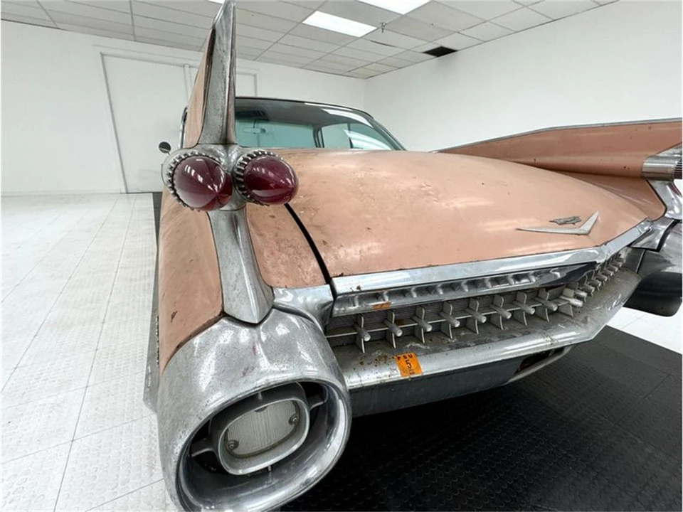 1959 Cadillac Series 62 5th Gen - Image 20 of 31
