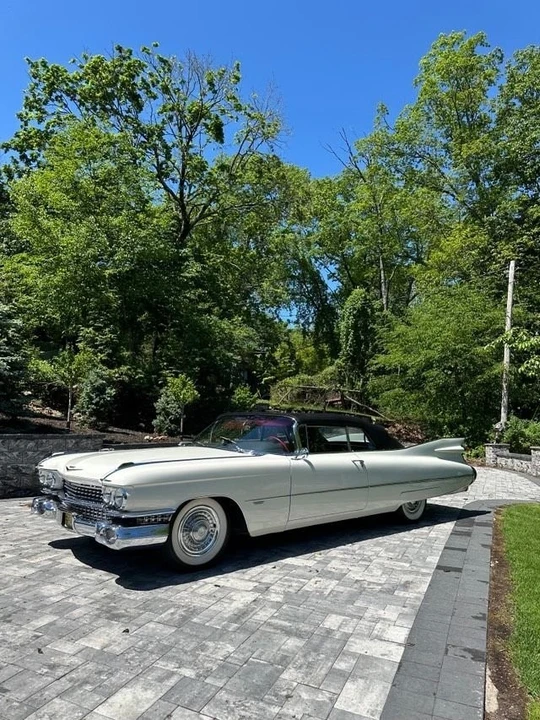 1959 Cadillac Series 62 5th Gen - Image 2 of 16