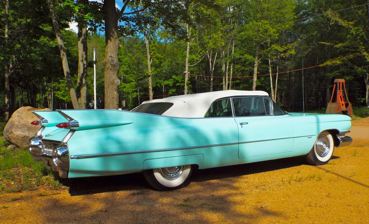 1959 Cadillac Series 62 5th Gen - Image 17 of 31
