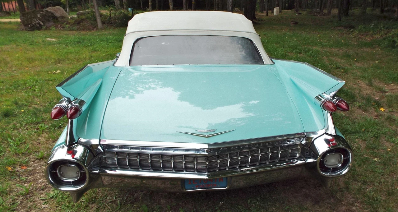 1959 Cadillac Series 62 5th Gen - Image 15 of 31