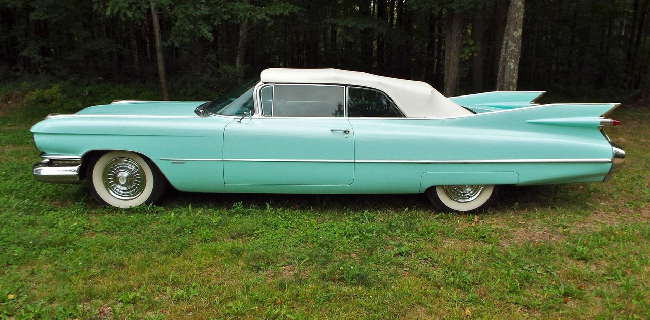 1959 Cadillac Series 62 5th Gen - Image 9 of 31