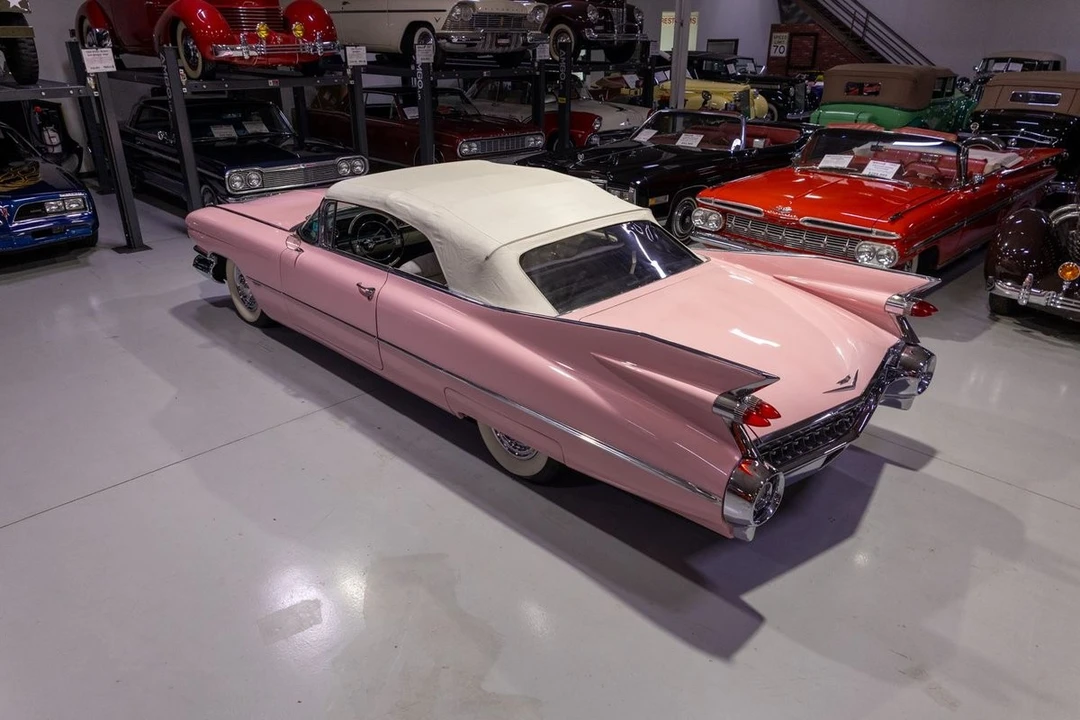 1959 Cadillac Series 62 5th Gen - Image 21 of 31