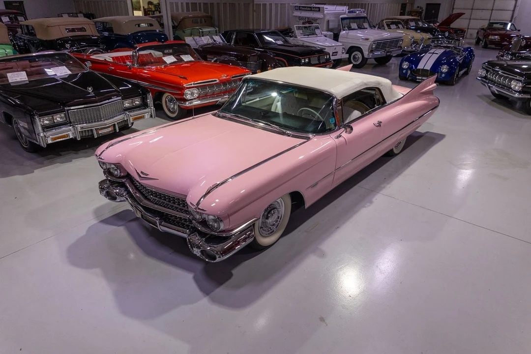 1959 Cadillac Series 62 5th Gen - Image 15 of 31