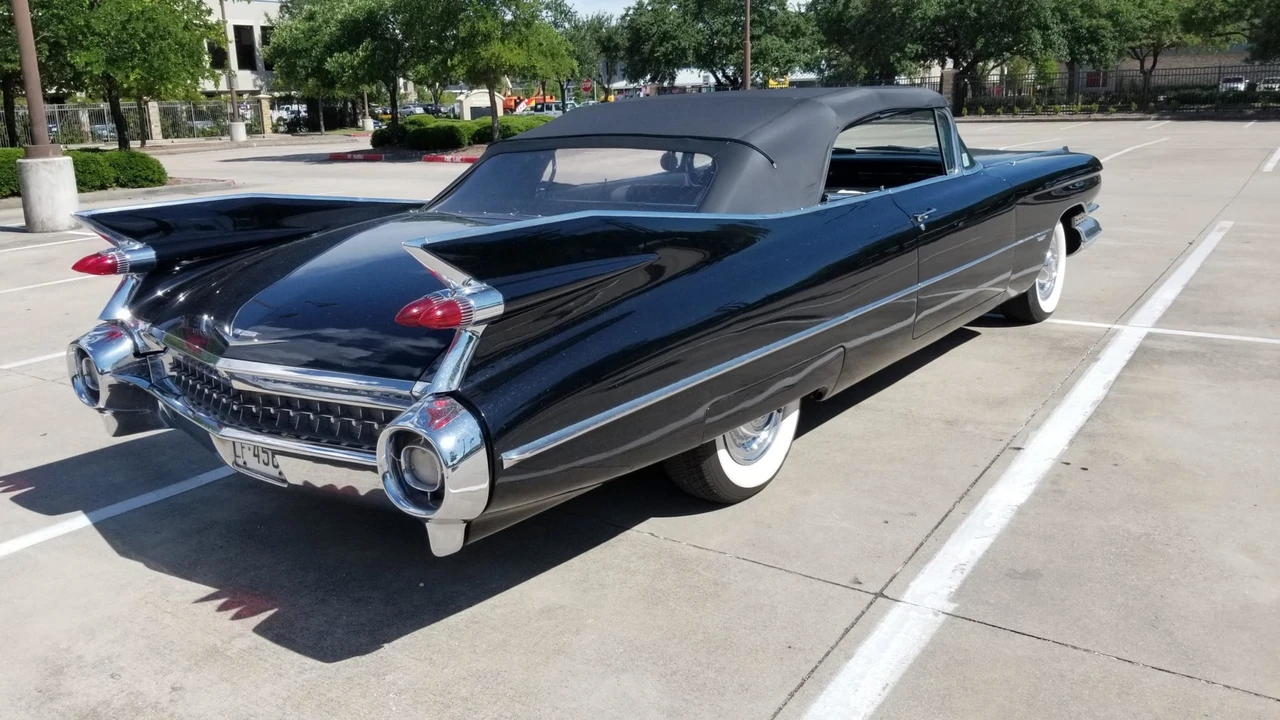 1959 Cadillac Series 62 5th Gen - Image 2 of 31