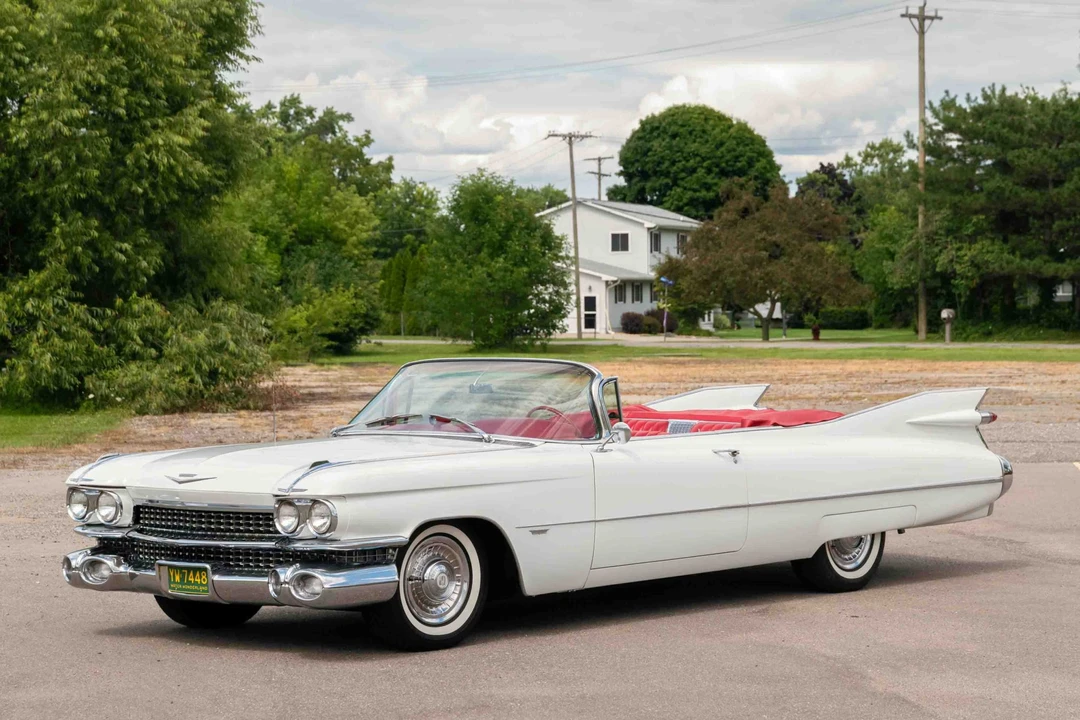 1959 Cadillac Series 62 5th Gen - Image 2 of 31