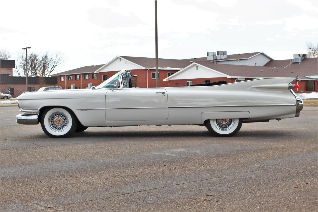 1959 Cadillac Series 62 5th Gen - Image 12 of 31