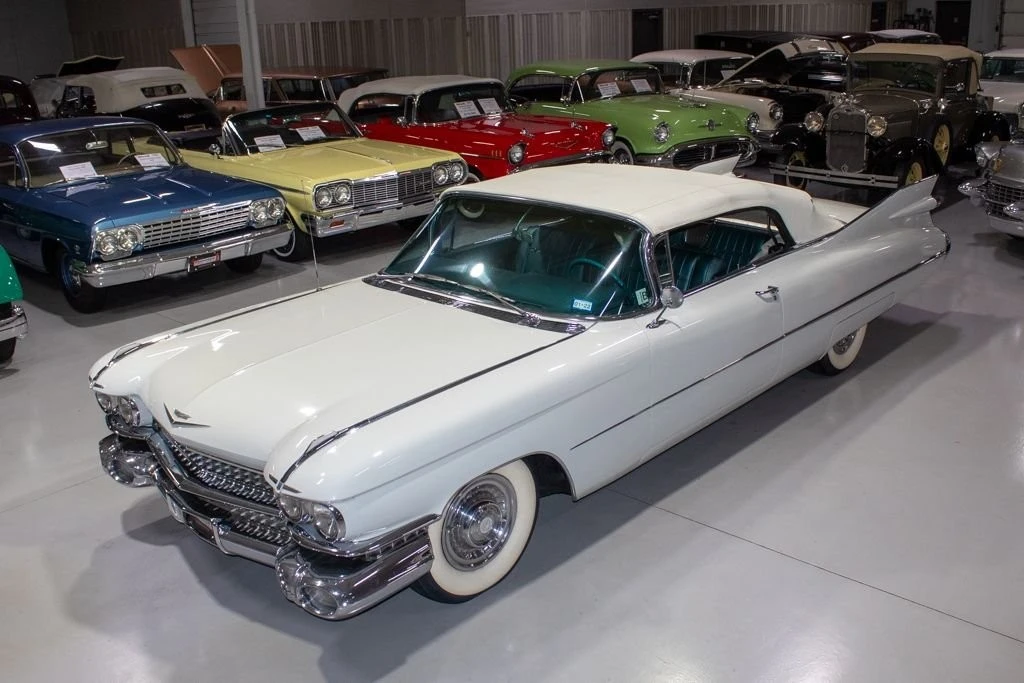 1959 Cadillac Series 62 5th Gen - Image 12 of 31