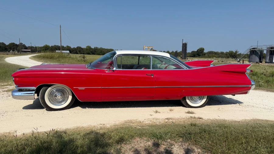 1959 Cadillac Series 62 5th Gen - Image 2 of 26