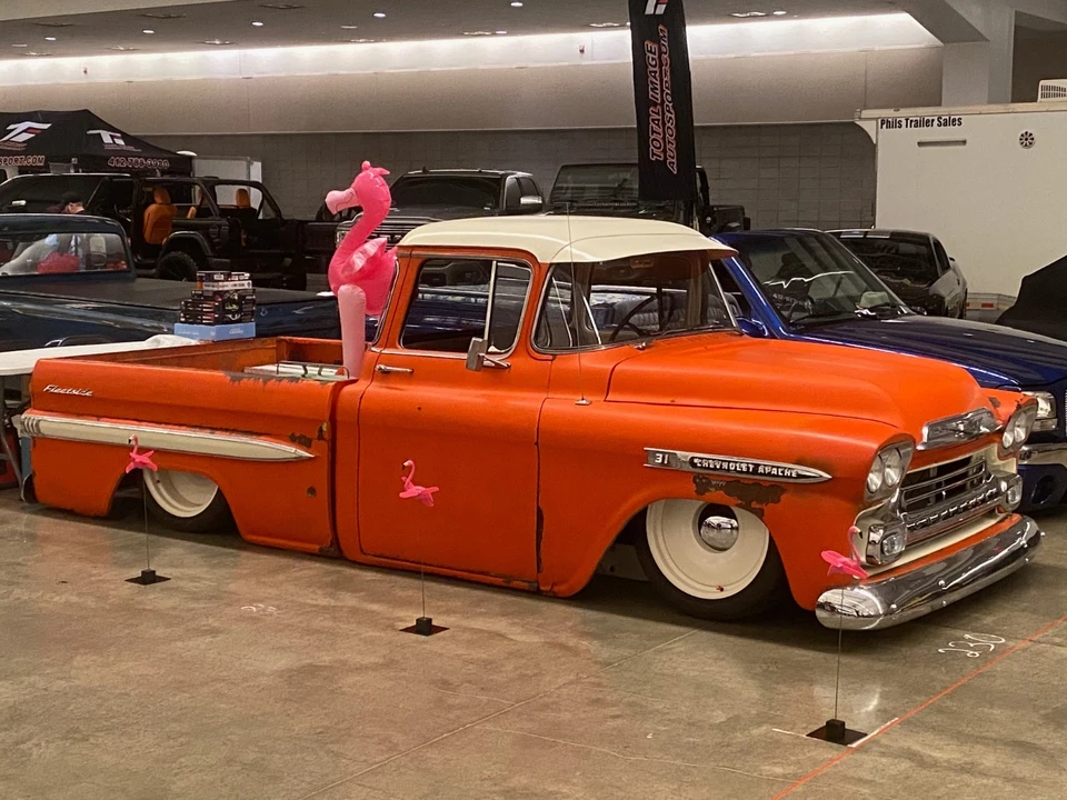 1959 Chevrolet Task Force - Image 4 of 21