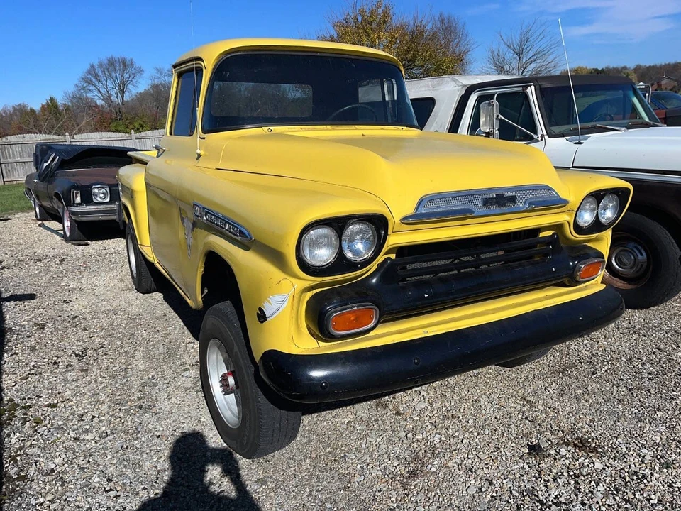 1959 Chevrolet Task Force - Image 18 of 21