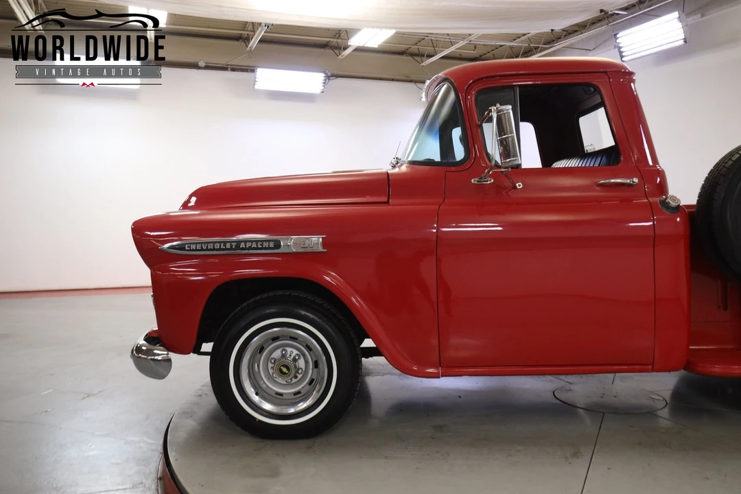 1959 Chevrolet Task Force - Image 7 of 12