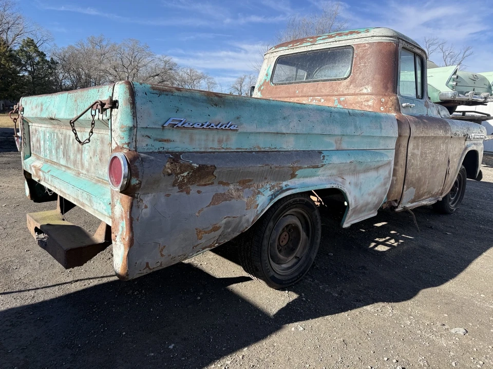 1959 Chevrolet Task Force - Image 7 of 19