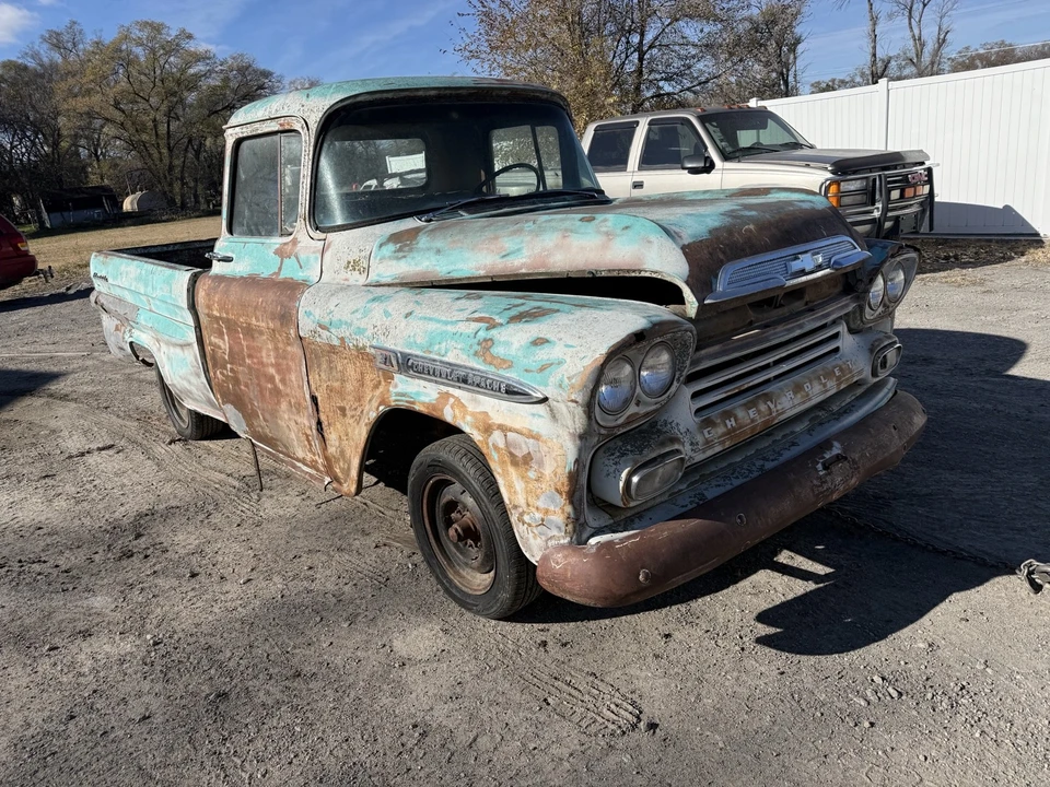 1959 Chevrolet Task Force - Image 12 of 19