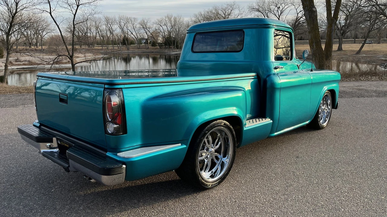 1959 Chevrolet Task Force - Image 3 of 22