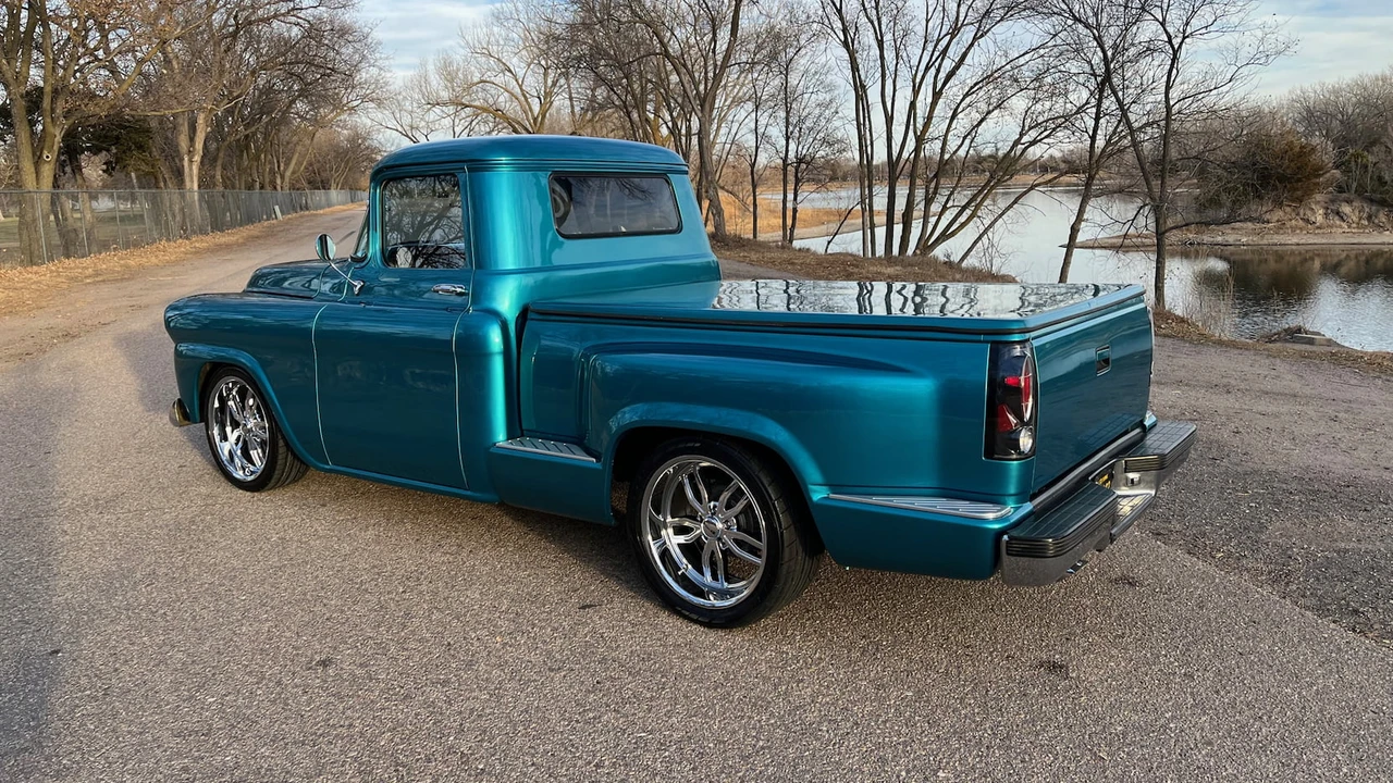 1959 Chevrolet Task Force - Image 12 of 22