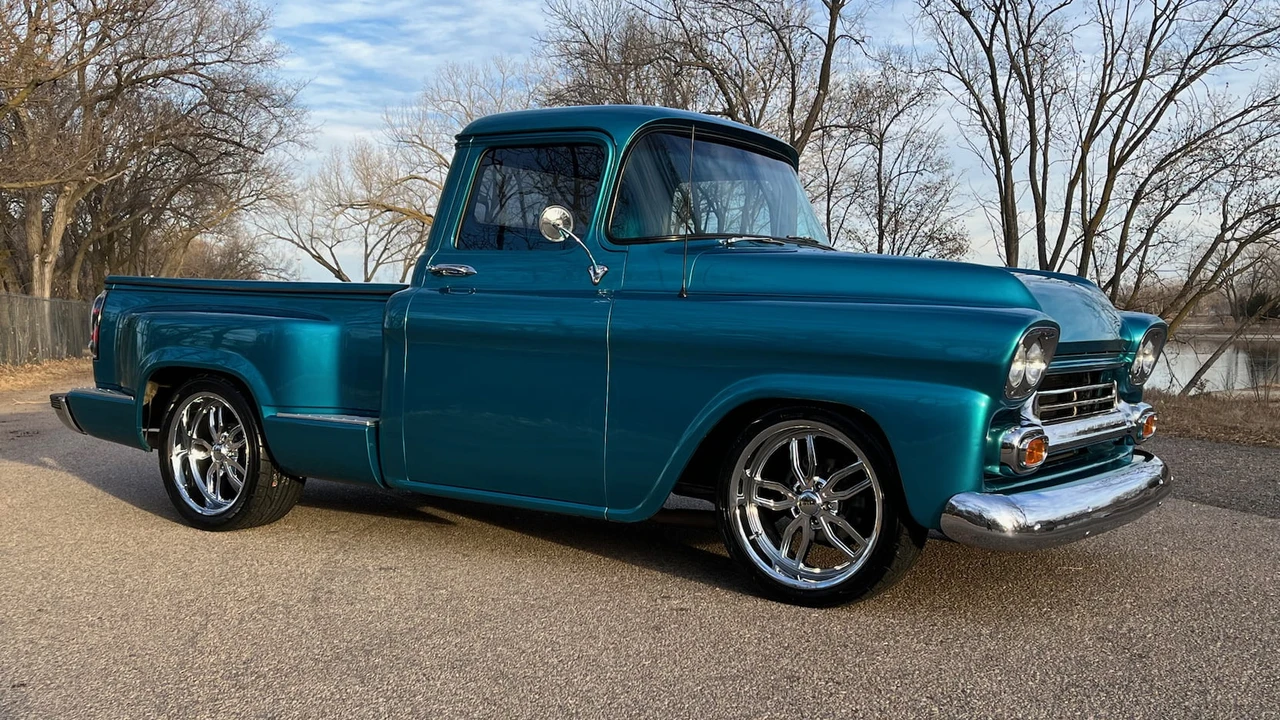 1959 Chevrolet Task Force - Image 14 of 22