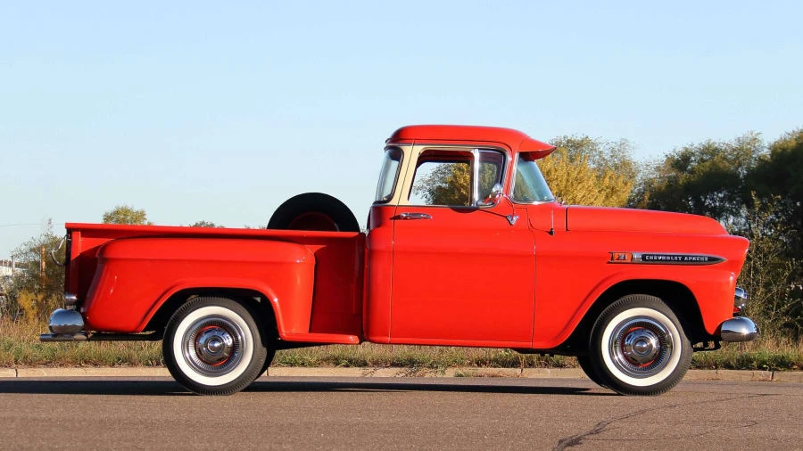 1959 Chevrolet Task Force - Image 8 of 24