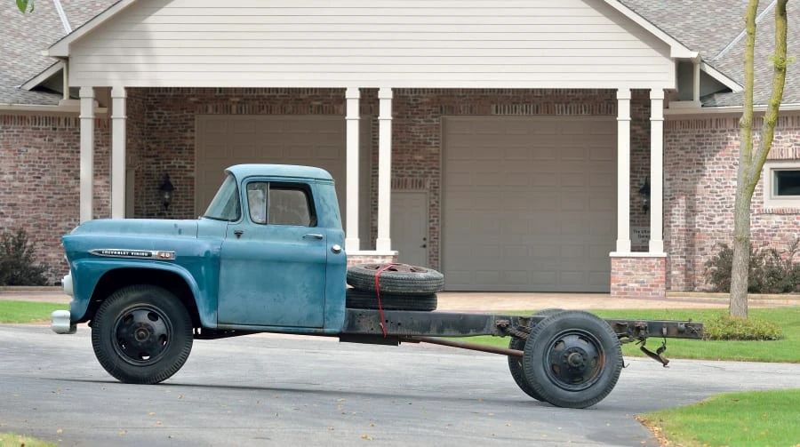 1959 Chevrolet Task Force - Image 2 of 12