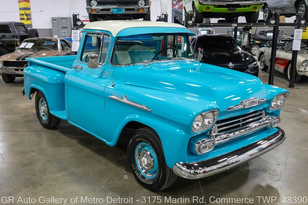 1959 Chevrolet Task Force - Image 9 of 31