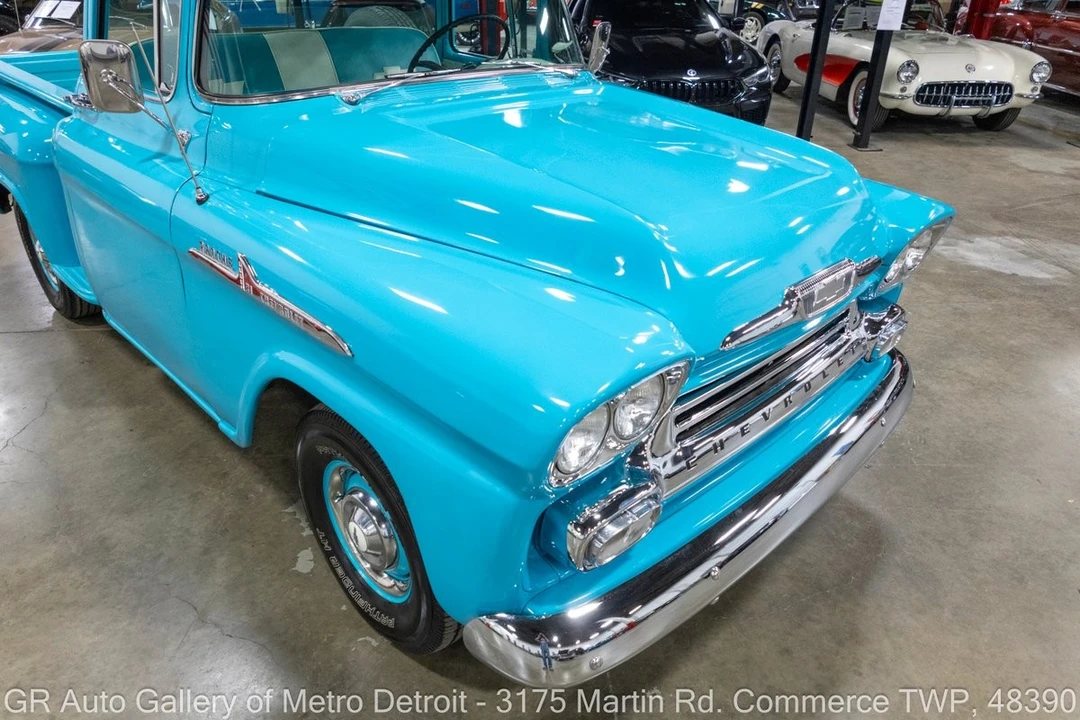 1959 Chevrolet Task Force - Image 13 of 31