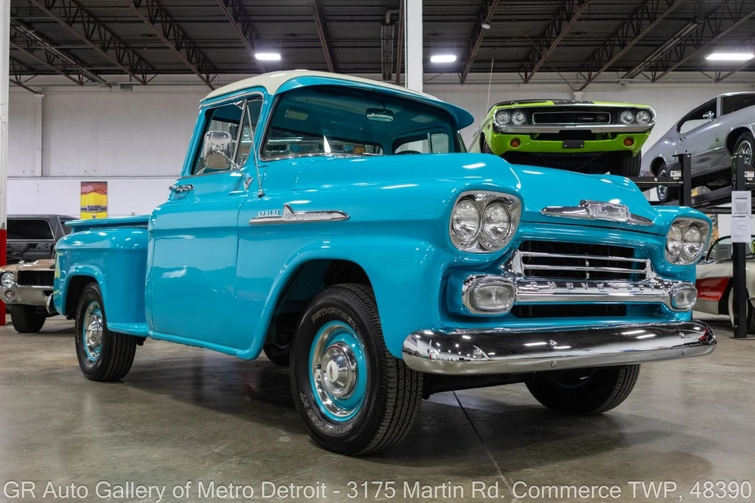 1959 Chevrolet Task Force - Image 10 of 31