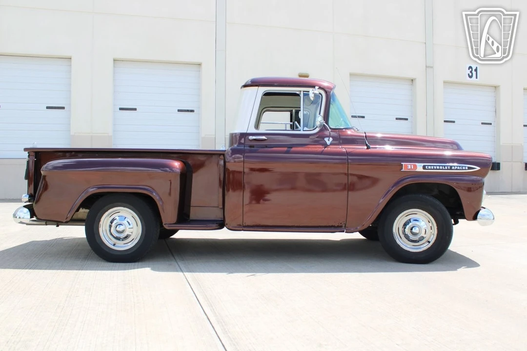 1959 Chevrolet Task Force - Image 17 of 21
