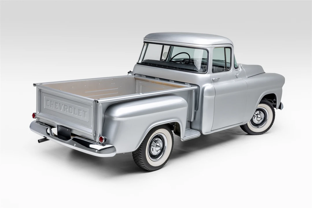 1959 Chevrolet Task Force - Image 21 of 31