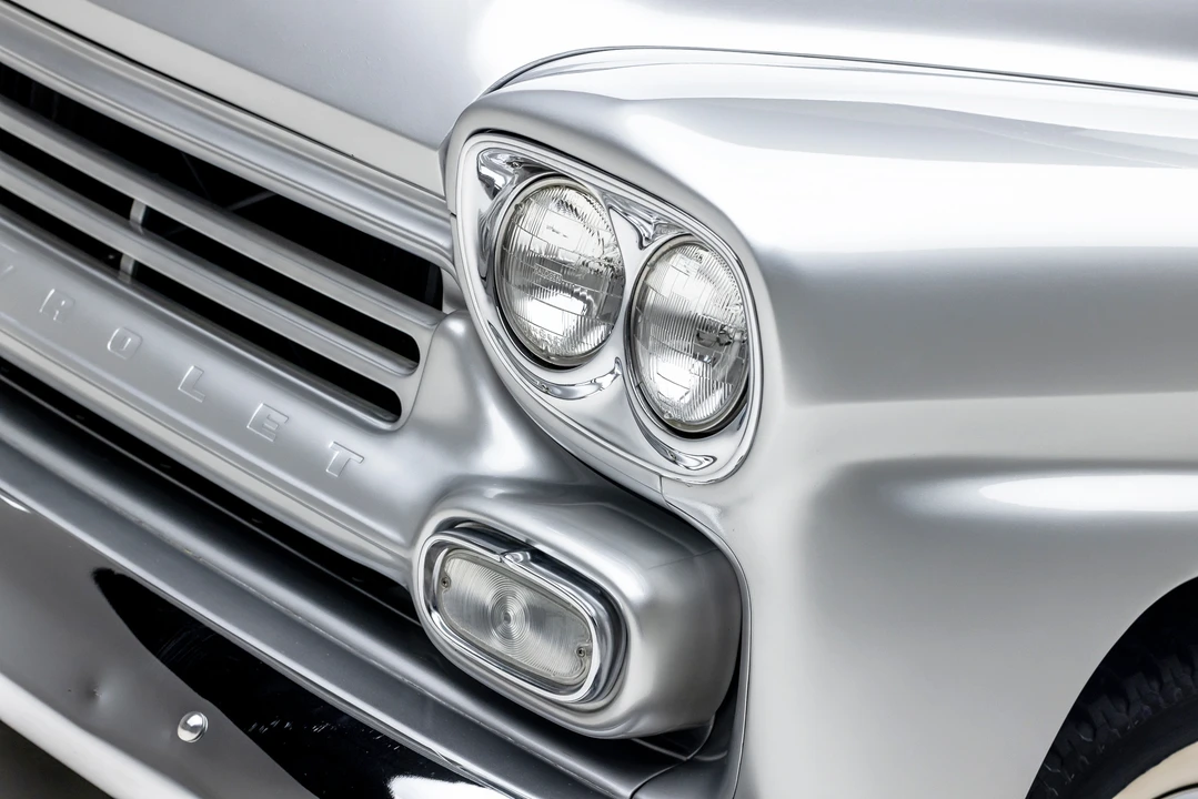 1959 Chevrolet Task Force - Image 25 of 31
