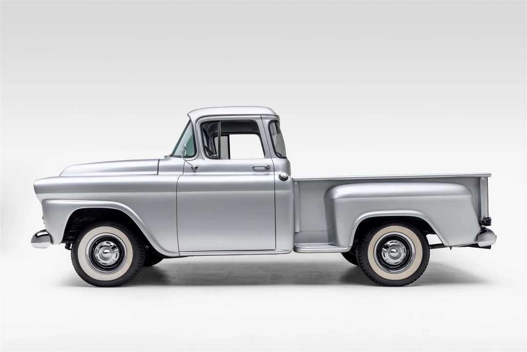 1959 Chevrolet Task Force - Image 12 of 31