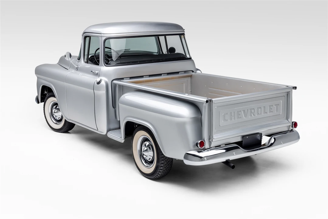 1959 Chevrolet Task Force - Image 14 of 31
