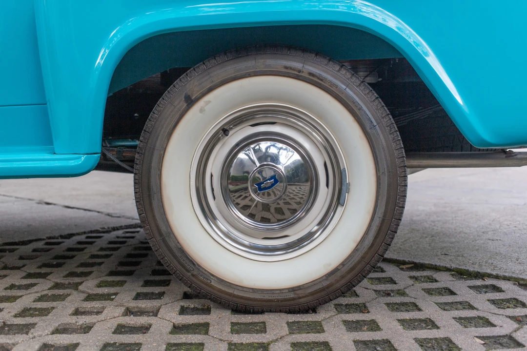 1959 Chevrolet Task Force - Image 11 of 31