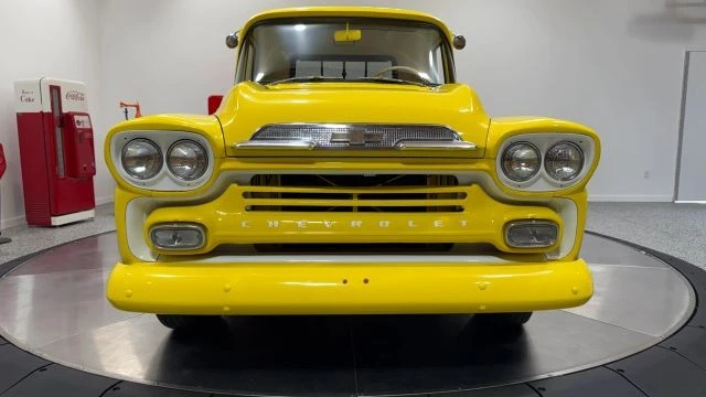 1959 Chevrolet Task Force - Image 5 of 31